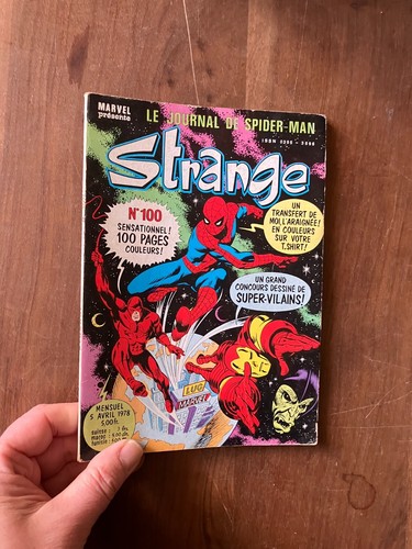 Petit format comics strange - petit,