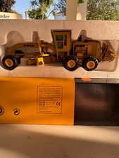 Niveleuse Catterpillar Cat 16G-NZG echelle 1:50