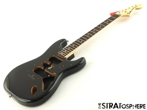Fender tom delonge - fender,
