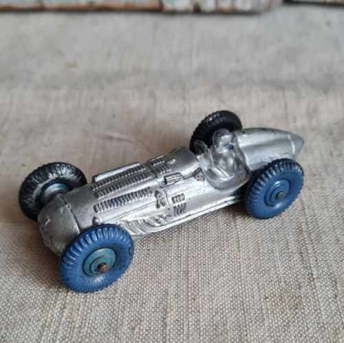 Ancienne voiture dinky toys - ancienne,