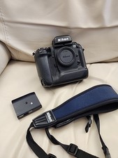 NIKON F5 Body Only Strap