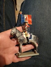 Cavalier 4 STARLUX Empire Plastique Ancien Tres Bon État Étendard Drapeau 