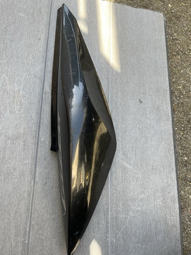 Carénage arrière droit