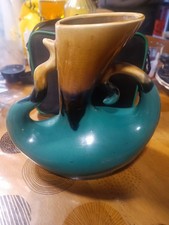 joli vase avec écrit ALPHO