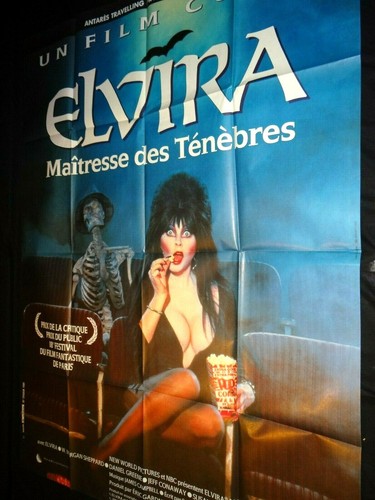 Elvira maitresse des tenebres - elvira,