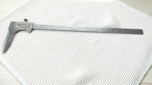 Pied coulisse tout en - à,