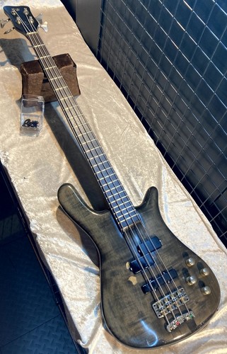 Warwick streamer stage - streamer,
