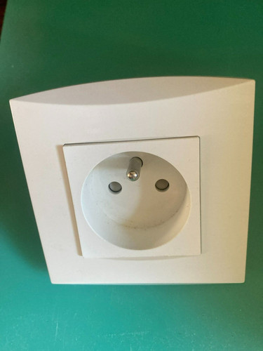 Prise alb81073 plaque - 2p+t,