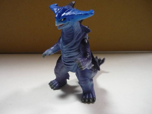 Kan02 soft vinyl - vinyl, frozen