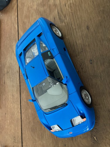 Bburago bugatti eb110 - bburago,