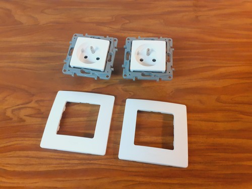 Lot legrand neptune prises - 2, 2