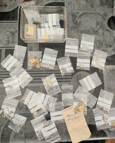 Lot fournitures - lot,