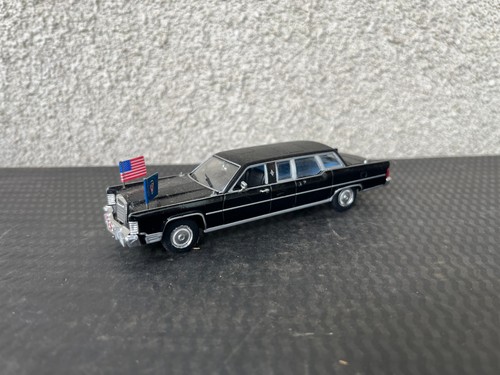Miniature lincoln continental - miniature,