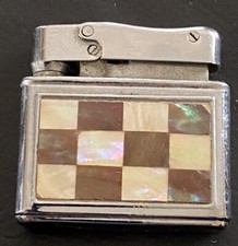 Ancien Briquet À Essence -