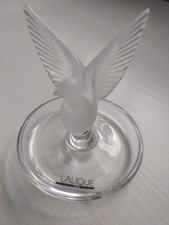 Baguier en cristal signé Lalique colombe