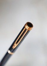 ELEGANT STYLO ROLLER WATERMAN
