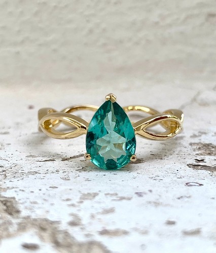 Emerald apatite pear - pear, solitaire