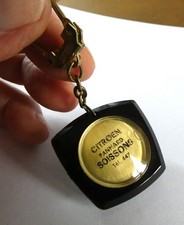 Ancien porte clé Automobile Citroën Panhard Garage Soissons Années 60.