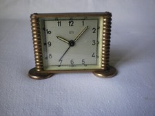 réveil de voyage ancien Uti