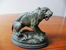 STATUE TIGRE SUR SOCLE GRD - PATINE BRONZE - MÉTAL BLANC