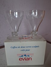 evian 2 verres sculptés,coffret neuf.