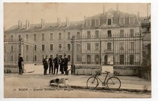 Thème VIE MILITAIRE CASERNE CPA 21 DIJON caserne Heudelet 26eme dragons velo