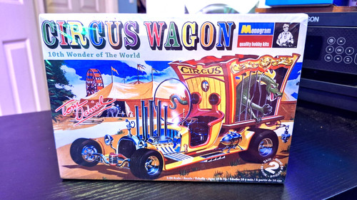 Tom daniel circus - circus, wagon