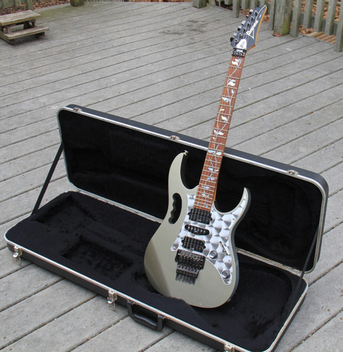 Ibanez jem steve vai - ibanez,