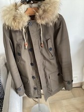 Doudoune  kaki très chaude . 