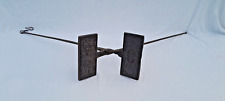 Outil Ancien - GAUFRIER - FER OU MOULE A HOSTIES OUBLIES en fonte XVIIIème