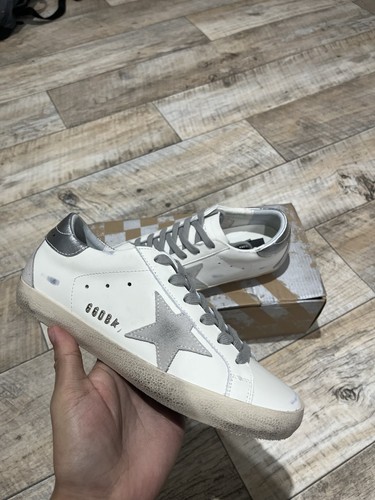 Golden goose - ,