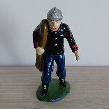  Figurine POMPIER STARLUX 1:32 AVEC CORDE V.1 -  1954 TBE 