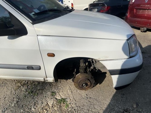 Aile avant droit renault clio - aile,