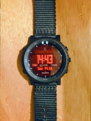Suunto core alpha - core, stealth