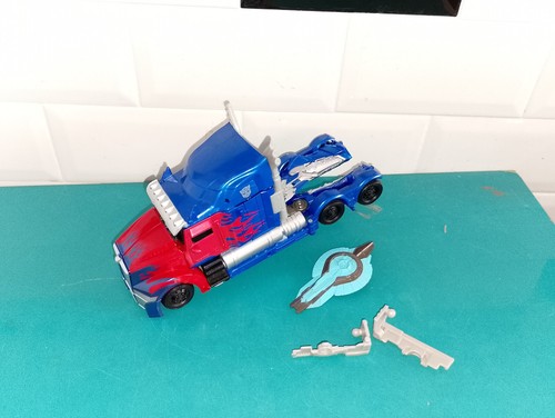 Figurine transformers hasbro - figurine,
