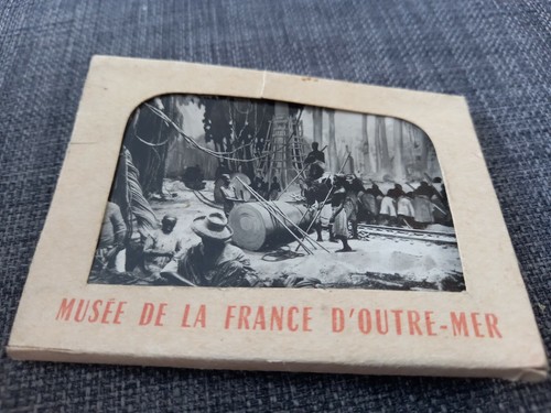 Ancien petite pochette musee