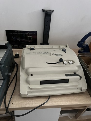 Relieuse fellowes 2500 - relieuse,