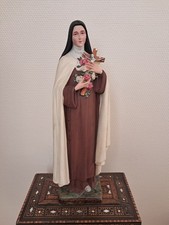 Magnifique et ancienne statue