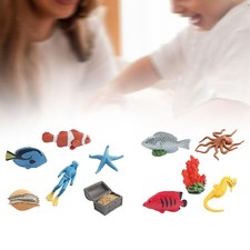 Figurines d'animaux marins