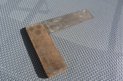 équerre bois fer laiton - Équerre,
