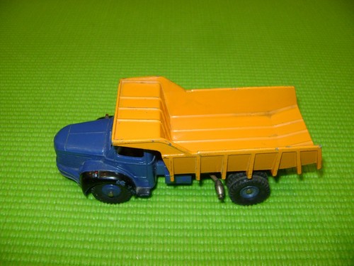 Dinky toys camion berliet - dinky,