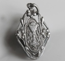 ART NOUVEAU Médaille pendentif de calice en argent massif