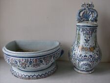 Ancienne fontaine murale et bassin en faïence de Rouen 18/19ème de 42 cm