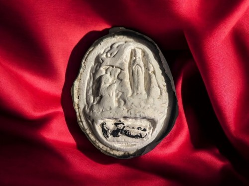 Objet religieux médaillon - religieux,