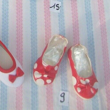 1 PAIRE CHAUSSURE BLANCHE