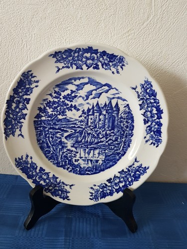 Belle assiette plate - , ancienne