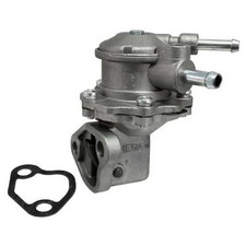 Pompe à essence sur moteur