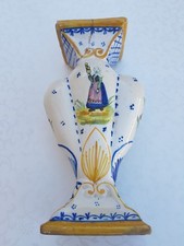 ancienne petite bouquetiere