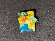 (U) PINS BADGE ENAMEL VINTAGE COLLECTION DISNEY PICSOU MAGAZINE DONALD