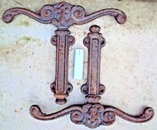 Deux bloc porte de portail ou